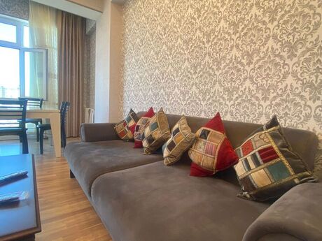 Elan №6020249 - Bakı, Elmlər Akademiyası m., 3 otaqlı, 100 m², 14/21 mərtəbə