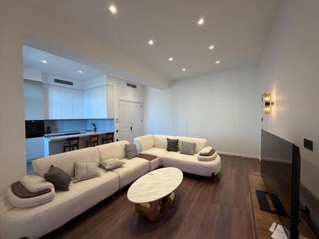 2 otaqlı yeni tikili - Ağ şəhər q. - 80 m²