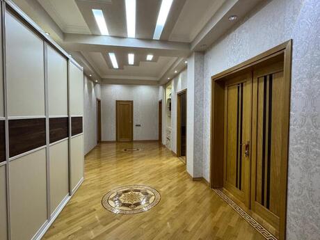 Объявление №6020278 - Баку, пос. Бакиханова, 3-комн., 147 м², 12/12 этаж