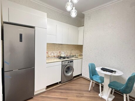 3 otaqlı yeni tikili - Nərimanov r. - 80 m²