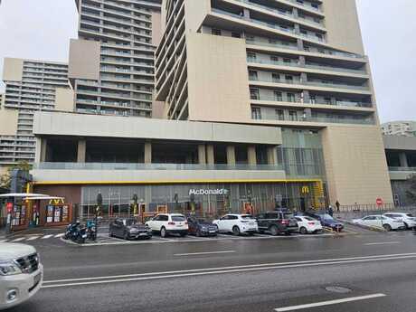 3 otaqlı yeni tikili - 8 Noyabr m. - 148 m²