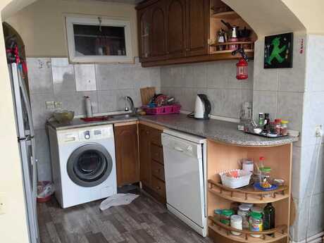 3 otaqlı köhnə tikili - İnşaatçılar m. - 80 m²