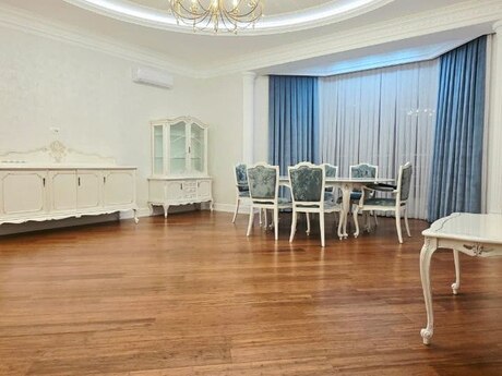4 otaqlı yeni tikili - Şah İsmayıl Xətai m. - 211 m²