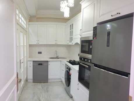 3 otaqlı yeni tikili - Nəsimi r. - 110 m²