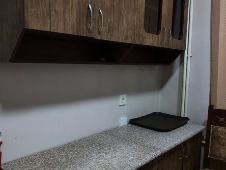 2 otaqlı köhnə tikili - İçəri Şəhər m. - 65 m²