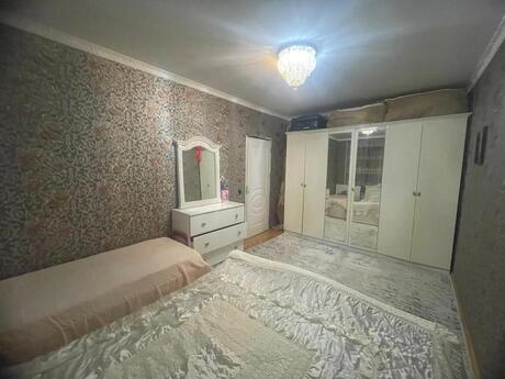 3 otaqlı köhnə tikili - Bayıl q. - 72 m²