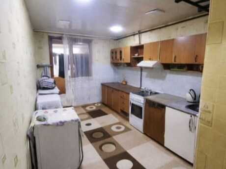 3 otaqlı köhnə tikili - Hövsan q. - 80 m²