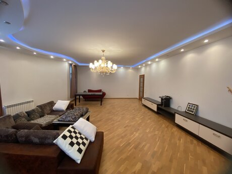 4 otaqlı yeni tikili - 28 May m. - 200 m²