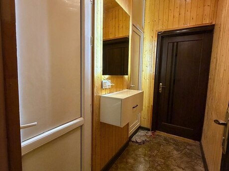 2 otaqlı köhnə tikili - Memar Əcəmi m. - 45 m²