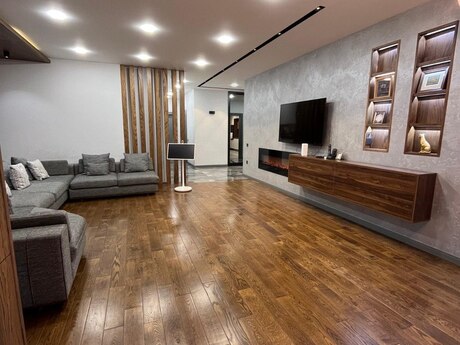 4 otaqlı yeni tikili - Şah İsmayıl Xətai m. - 180 m²