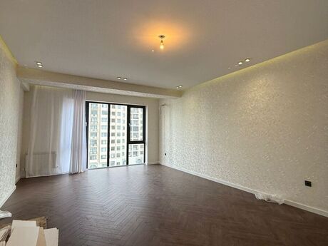 3-комнатная квартира, 136 м², Koroğlu: 459 000 ₼ 2