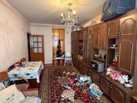 2 otaqlı köhnə tikili - Binəqədi r. - 40 m²
