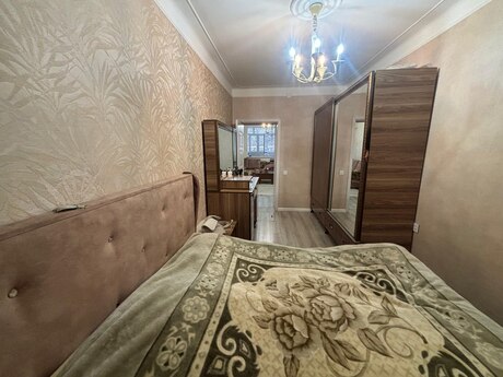 3 otaqlı köhnə tikili - Binəqədi r. - 55 m²