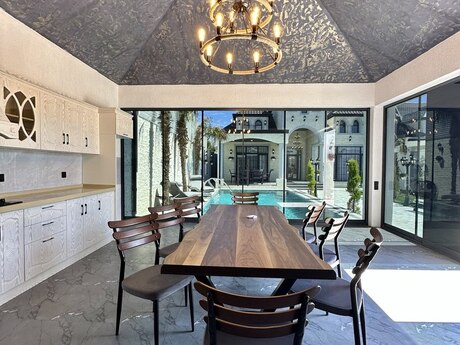 5 otaqlı həyət evi/bağ evi - Mərdəkan q. - 240 m²