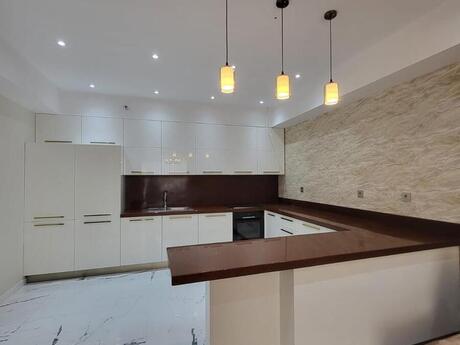 3 otaqlı yeni tikili - Şah İsmayıl Xətai m. - 100 m²