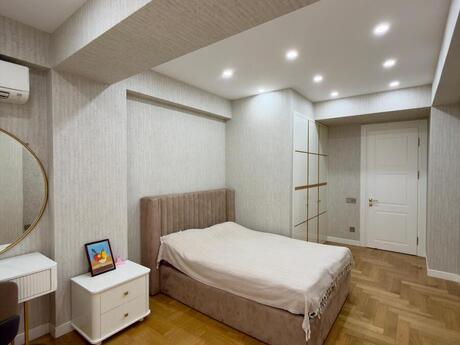 5 otaqlı yeni tikili - Nərimanov r. - 201 m²