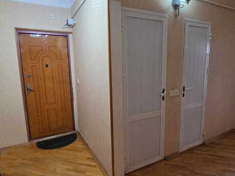 3 otaqlı köhnə tikili - Bakıxanov q. - 80 m²