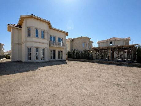 5 otaqlı həyət evi/bağ evi - Sea Breeze q. - 230 m²