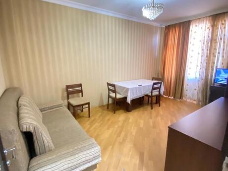 1 otaqlı yeni tikili - İnşaatçılar m. - 52 m²