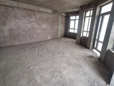 5 otaqlı yeni tikili - Ağ şəhər q. - 204 m²