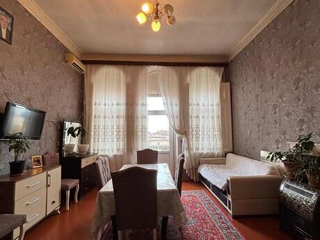 2 otaqlı köhnə tikili - Bibiheybət q. - 50 m²