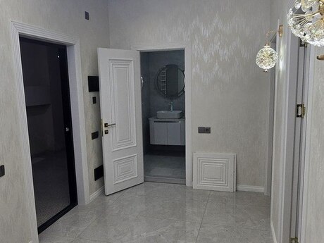 2-room apartment, 77 m², 20 Yanvar: 256 000 ₼ 3