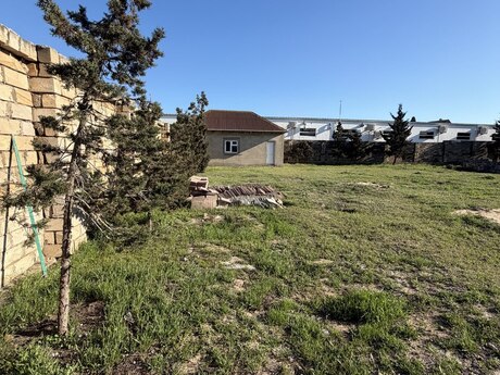 14 otaqlı həyət evi/bağ evi - Qala q. - 750 m²