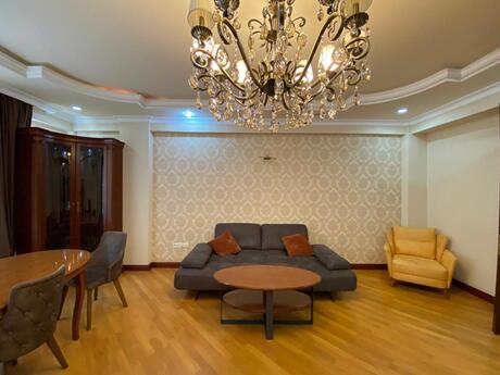 4 otaqlı yeni tikili - Badamdar q. - 160 m²