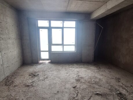 4 otaqlı yeni tikili - Ağ şəhər q. - 163 m²