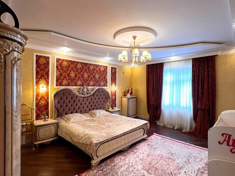 6 otaqlı həyət evi/bağ evi - Suraxanı r. - 200 m²