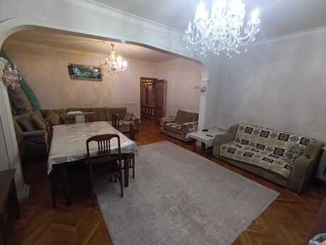5 otaqlı köhnə tikili - Azadlıq Prospekti m. - 120 m²