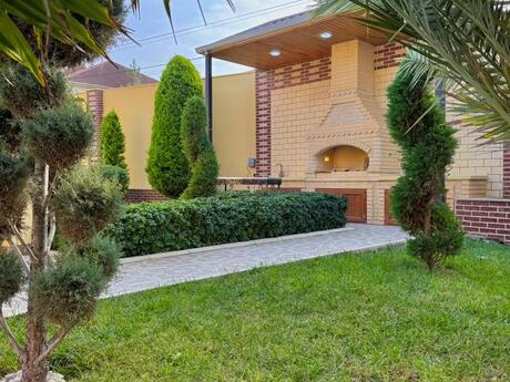 House with Garden, Villa For Sale