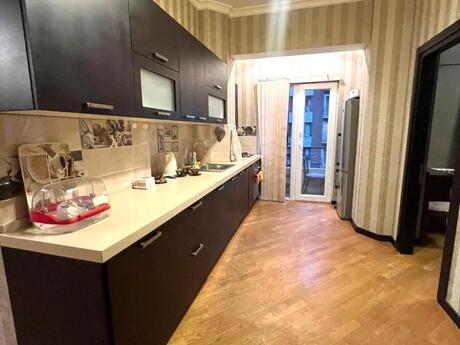 3 otaqlı yeni tikili - Nəsimi r. - 95 m²