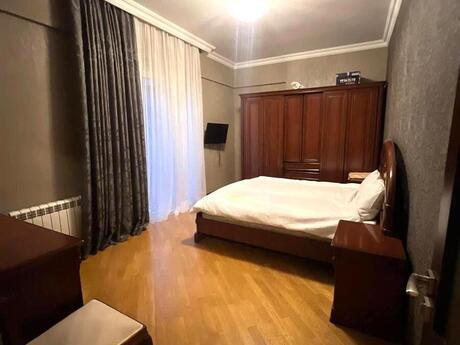3 otaqlı yeni tikili - Nəsimi r. - 95 m²