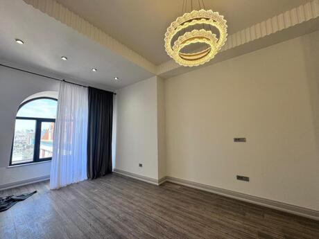 2 otaqlı mənzil, 82 m², 28 May: 315 000 ₼ 4