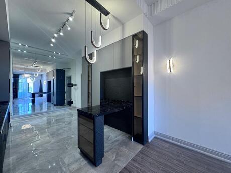 2 otaqlı mənzil, 82 m², 28 May: 315 000 ₼ 2