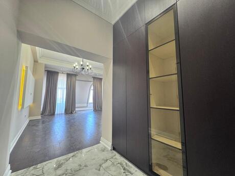 2 otaqlı mənzil, 92 m², 28 May: 354 000 ₼ 3