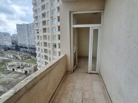 4 otaqlı yeni tikili - Ağ şəhər q. - 163 m²
