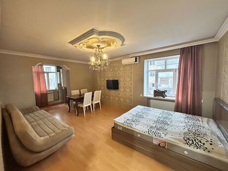 Объявление №6022060 - Баку, м. Нефтчиляр, 1-комн., 40 м², 4/5 этаж