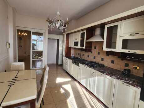 Elan №6022101 - Bakı, Nizami m., 4 otaqlı, 186 m², 6/17 mərtəbə