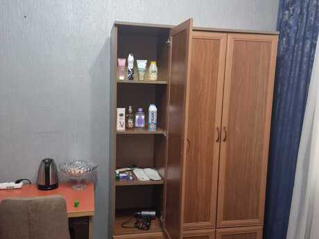 3-room apartment for rent, 200 m², Nizami: 10 ₼/mo 4
