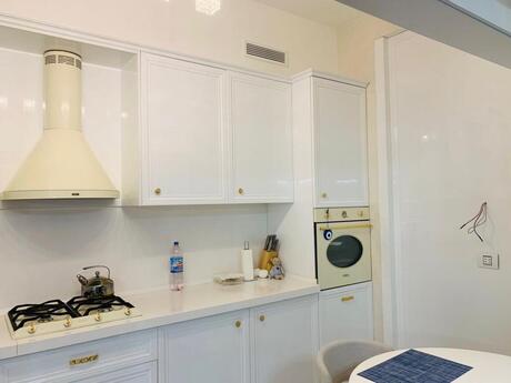 3 otaqlı mənzil, 92 m², 28 May: 460 000 ₼ 5