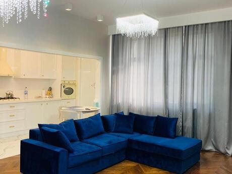 3 otaqlı mənzil, 92 m², 28 May: 460 000 ₼ 3