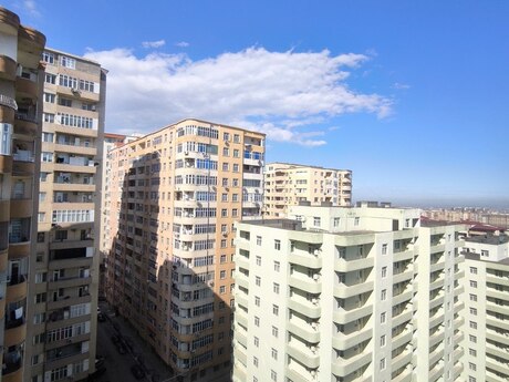 Elan №6022258 - Bakı, İnşaatçılar m., 3 otaqlı, 138 m², 12/15 mərtəbə