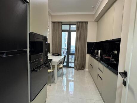 3 otaqlı yeni tikili - Bakmil m. - 85 m²