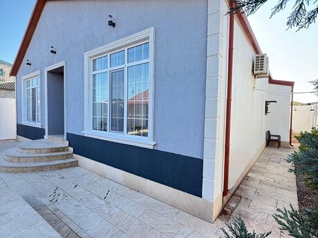 4 otaqlı həyət evi/bağ evi - Şüvəlan q. - 150 m²
