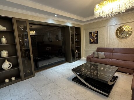 4 otaqlı yeni tikili - Nizami m. - 160 m²