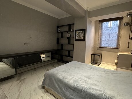 4 otaqlı yeni tikili - Nizami m. - 160 m²