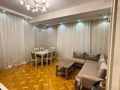 2 otaqlı yeni tikili - İnşaatçılar m. - 80 m²