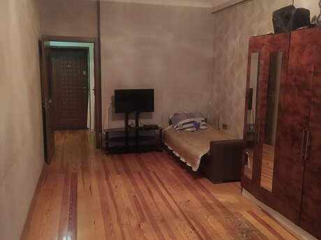 Kirayə 3 otaqlı mənzil, 100 m², Memar Əcəmi: 140 ₼/ay 2